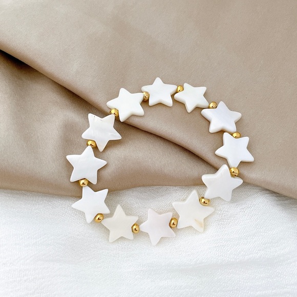 Star Nacre Shell Bead Bracelet for Women - Picture 5 of 7